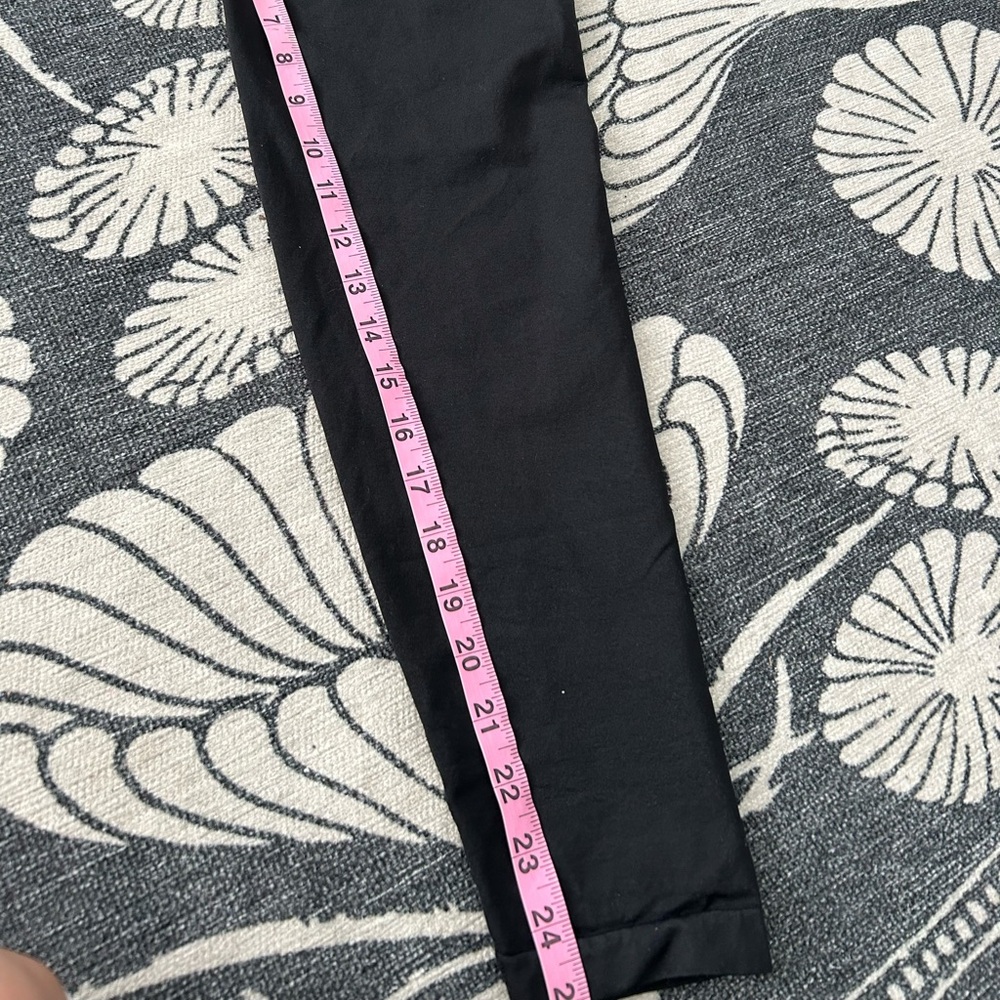 NVGTN Seamless High-Waist Black Leggings - Picture 3 of 5